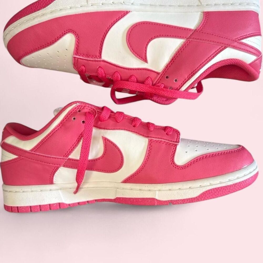 Nike Women's Pink Trainers